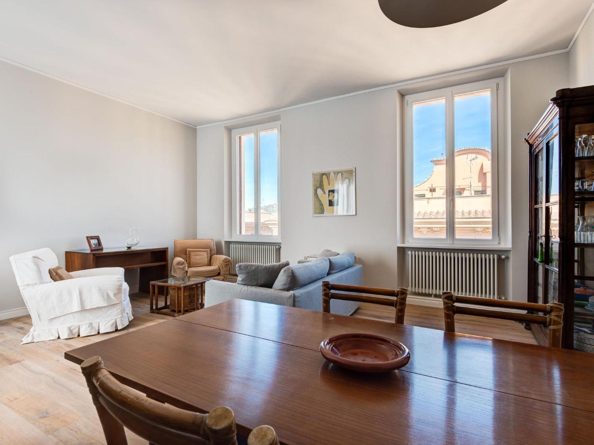 Apartment Luminosa Vittoria By Interhome Rome